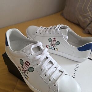 Authentic Gucci White Leather Sneakers